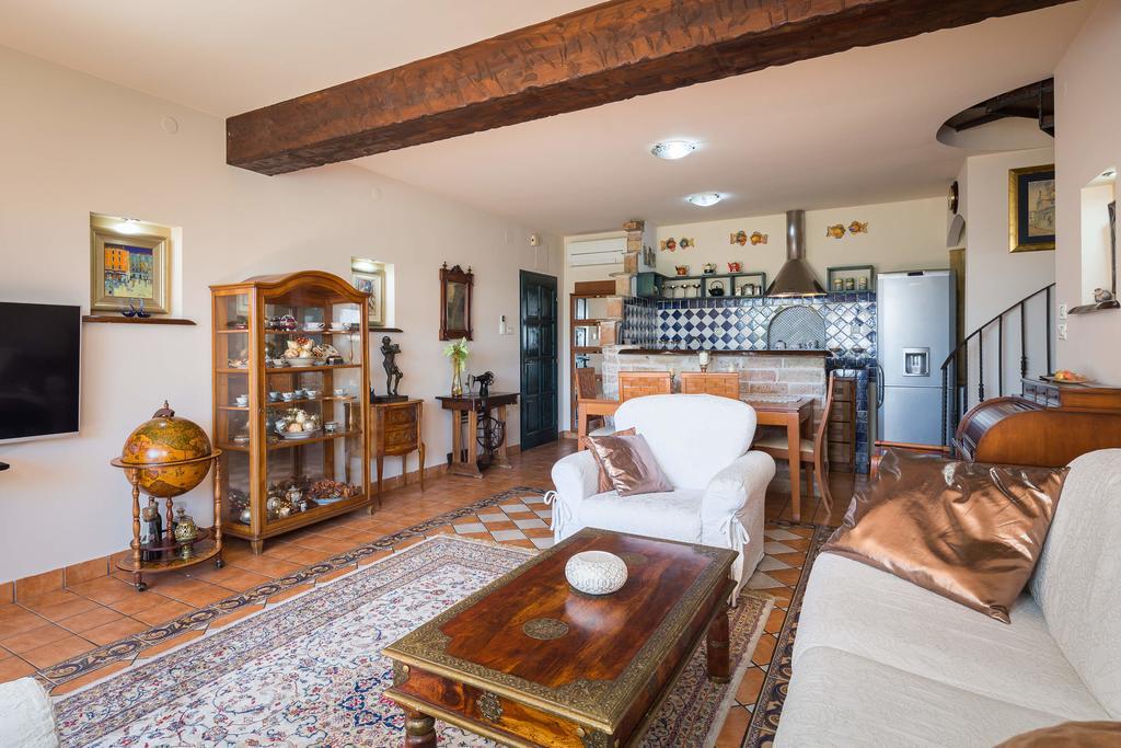 Villa Em Трогір Екстер'єр фото